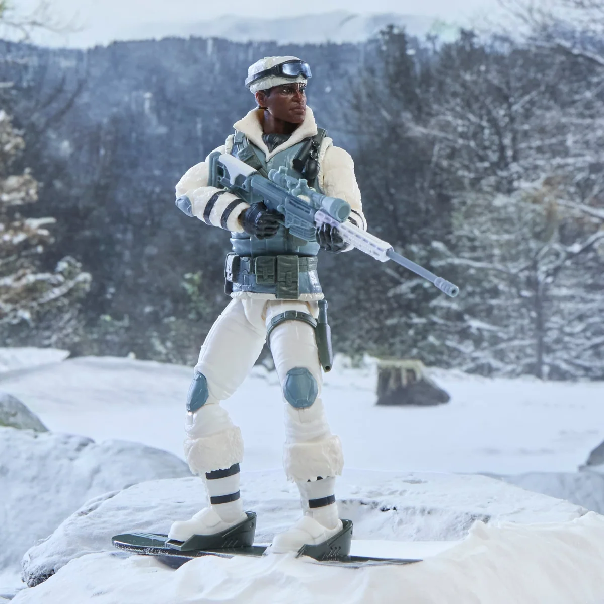 G.I. Joe Classified Series #207 Clifton 'Iceberg' Nash Action Figure